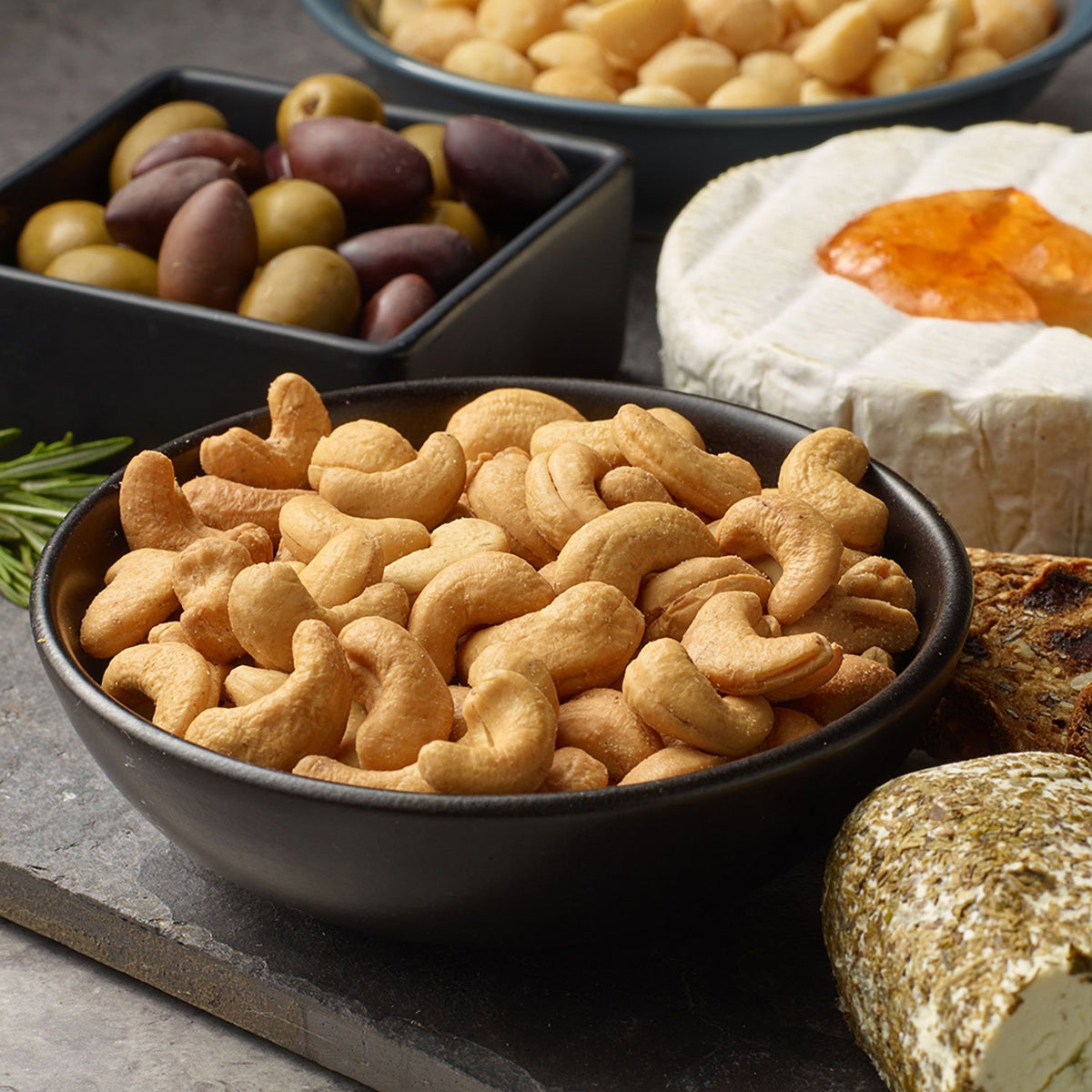Member's Mark Lightly Salted Whole Cashews, 33 oz.