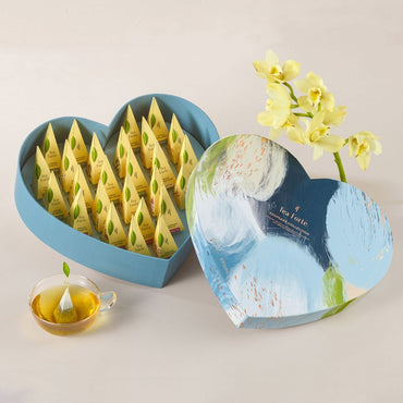 Tea Forté Keepsake Bundle with 26 Pyramid Infusers, 1 Café Cup and Tea Trays